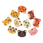 Medinės spalvotos sagos Katės