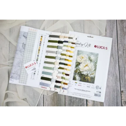 Pavasarinių bijūnų šviesa Luca-S GOLD Petit Point siuvinėjimo rinkinys